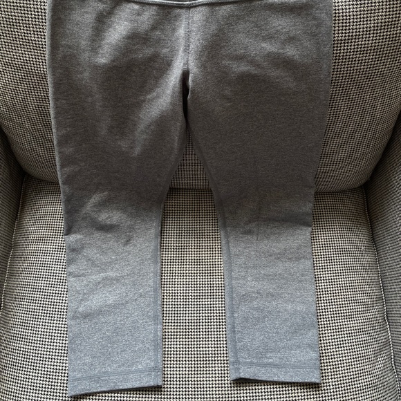 Lululemon Cropped legging - Picture 3 of 5